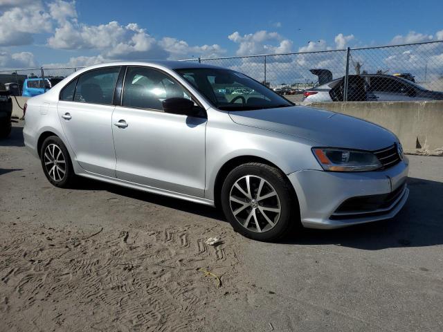 VIN 3VWD67AJ2GM300059 2017 VOLKSWAGEN JETTA no.4