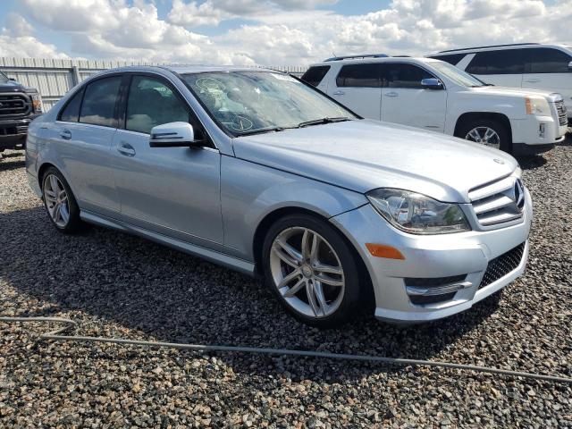 VIN WDDGF4HB9DA785179 2013 Mercedes-Benz C-Class, 250 no.4