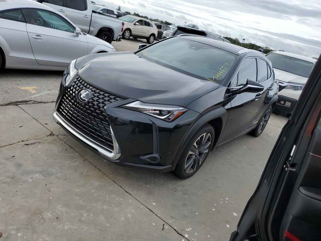 LEXUS UX 250H BA 2022 black  hybrid engine JTHX9JBH3N2057980 photo #1