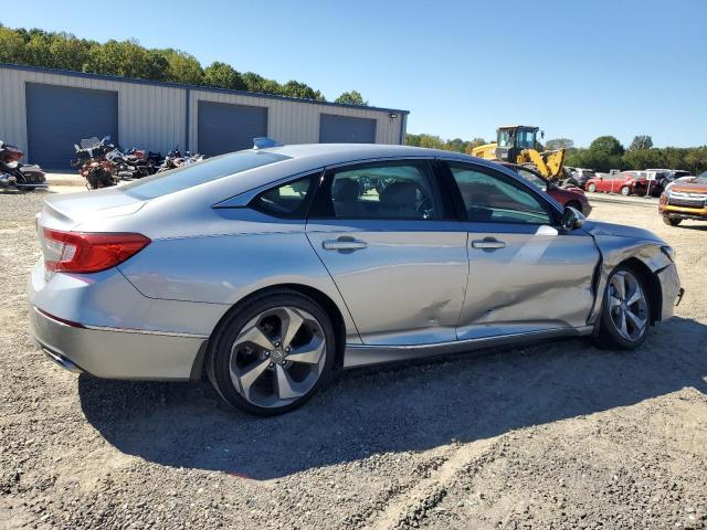 2018 HONDA ACCORD TOU - 1HGCV1F90JA104544