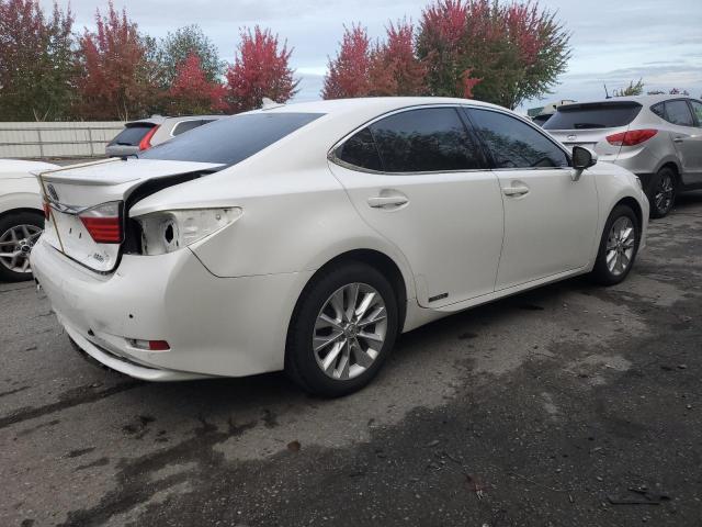 VIN JTHBW1GG8E2046993 2014 Lexus ES, 300H no.3