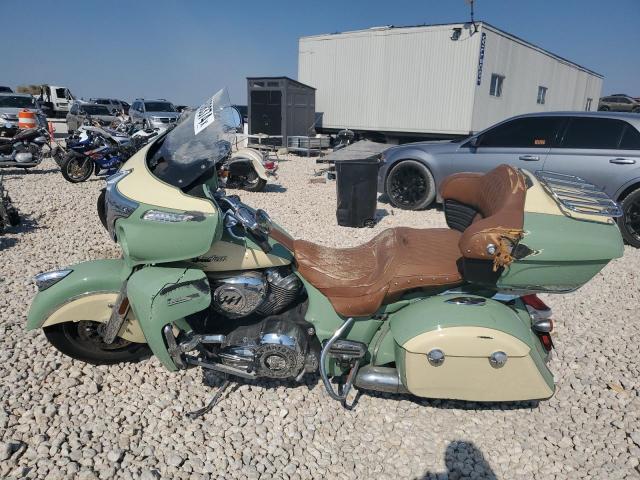 INDIAN MOTORCYCLE CO. ROADMASTER 2017 green  gas 56KTRAAA7H3345174 photo #4