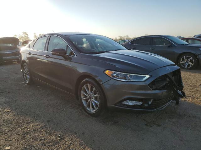 VIN 3FA6P0HD5HR283428 2017 Ford Fusion, SE no.4