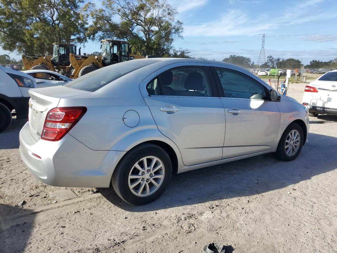 Lot #2981365660 2020 CHEVROLET SONIC LT