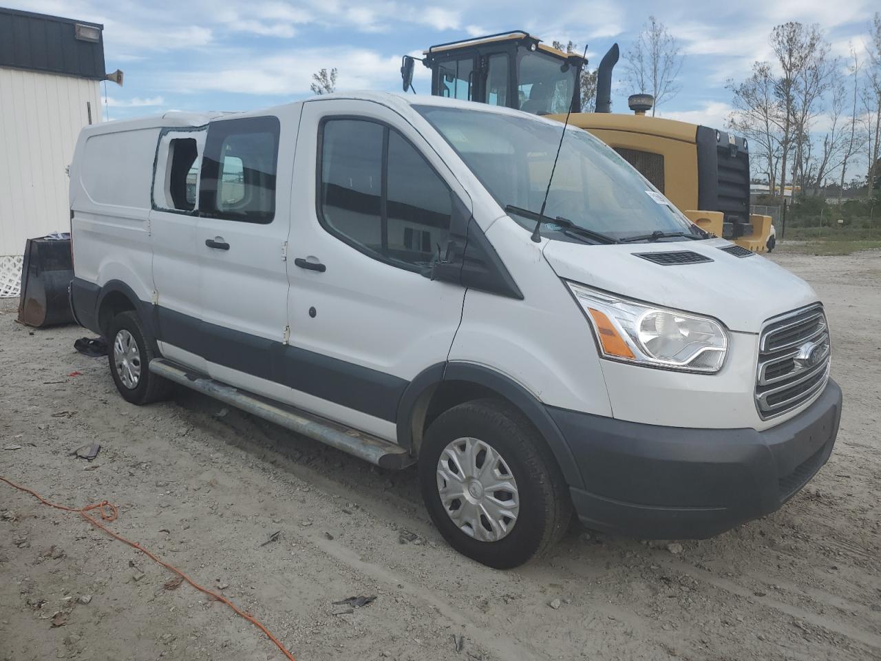 Lot #3033167171 2017 FORD TRANSIT T-