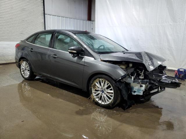 VIN 1FADP3J21GL273560 2016 Ford Focus, Titanium no.4