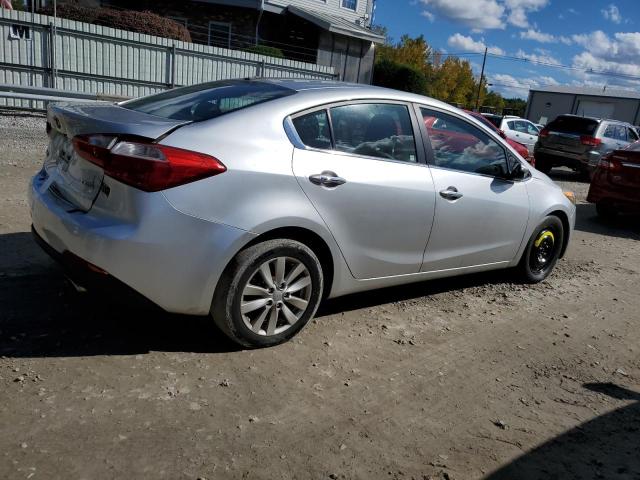 VIN KNAFX4A80E5052768 2014 KIA Forte, EX no.3