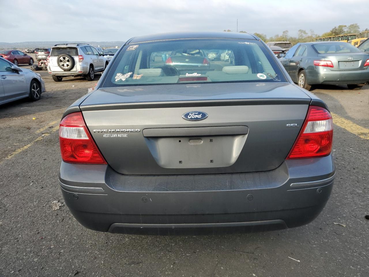 Lot #3033236837 2005 FORD FIVE HUNDR