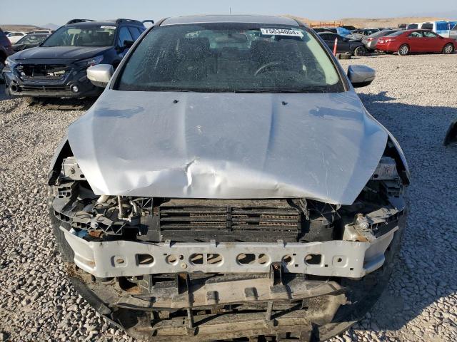 VIN 1FADP3F28FL207210 2015 Ford Focus, SE no.5