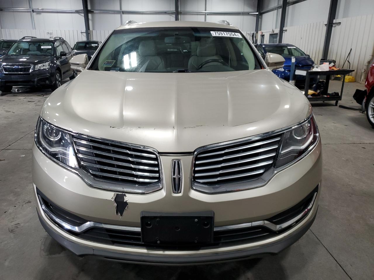 Lot #2923917889 2017 LINCOLN MKX SELECT