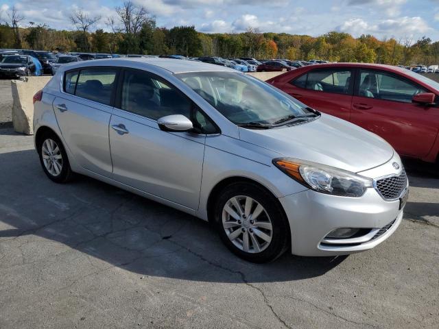 VIN KNAFX5A87E5165509 2014 KIA Forte, EX no.4