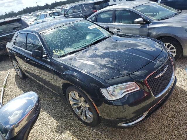 VIN 2C3CCAAG1KH566225 2019 Chrysler 300, Touring no.4