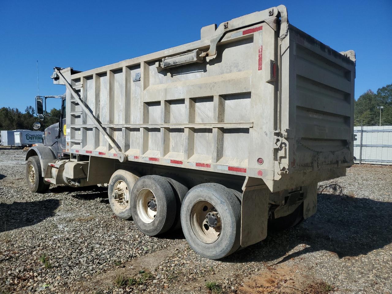 Lot #2996246389 2014 PETERBILT 365