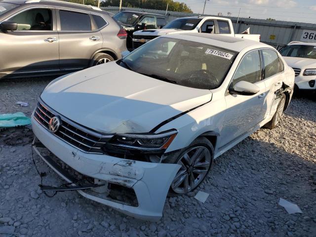 VIN 1VWGT7A37HC070805 2017 Volkswagen Passat, SE no.1