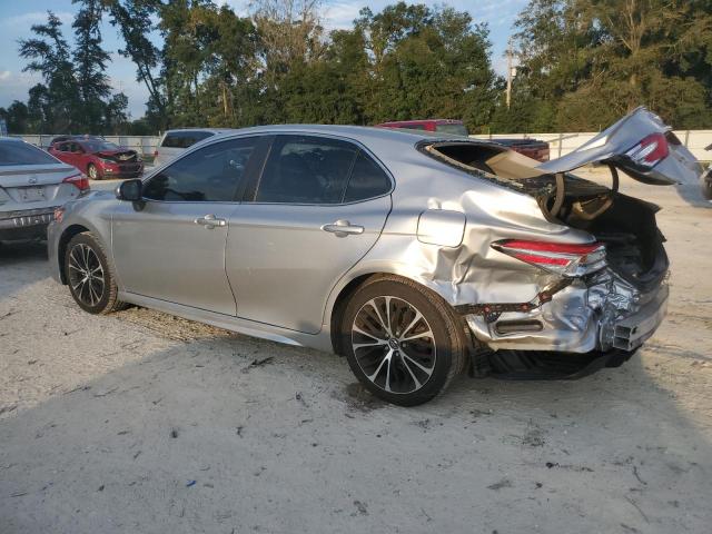 VIN 4T1B11HK6JU128752 2018 Toyota Camry, L no.2