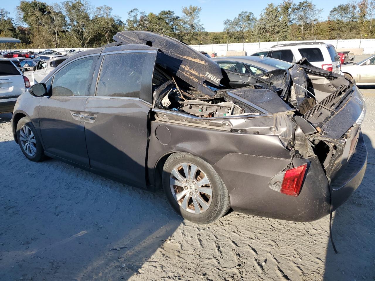 Lot #2919433362 2016 HONDA ODYSSEY EX