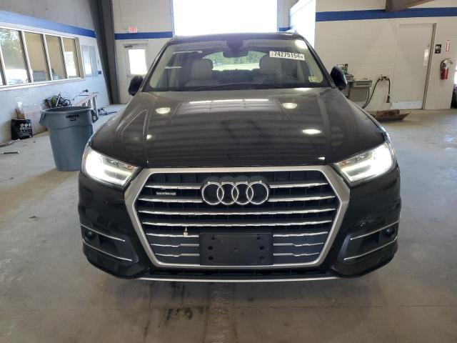 2018 AUDI Q7 WA1LHAF73JD030047