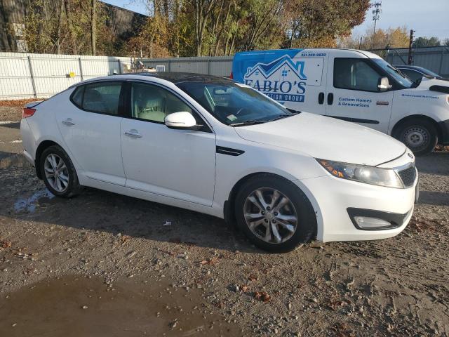 VIN 5XXGN4A7XDG120203 2013 KIA Optima, EX no.4