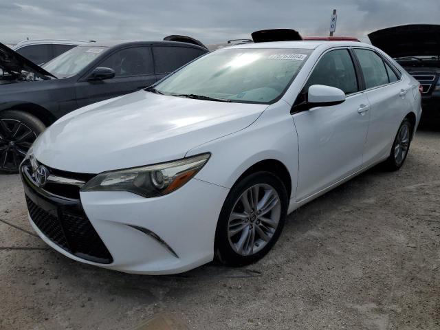 VIN 4T1BF1FKXFU951728 2015 Toyota Camry, LE no.1