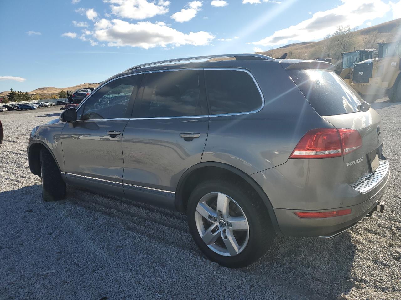 Lot #2959753948 2011 VOLKSWAGEN TOUAREG V6