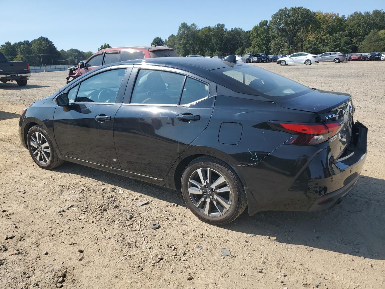 Lot #2952816789 2021 NISSAN VERSA SV