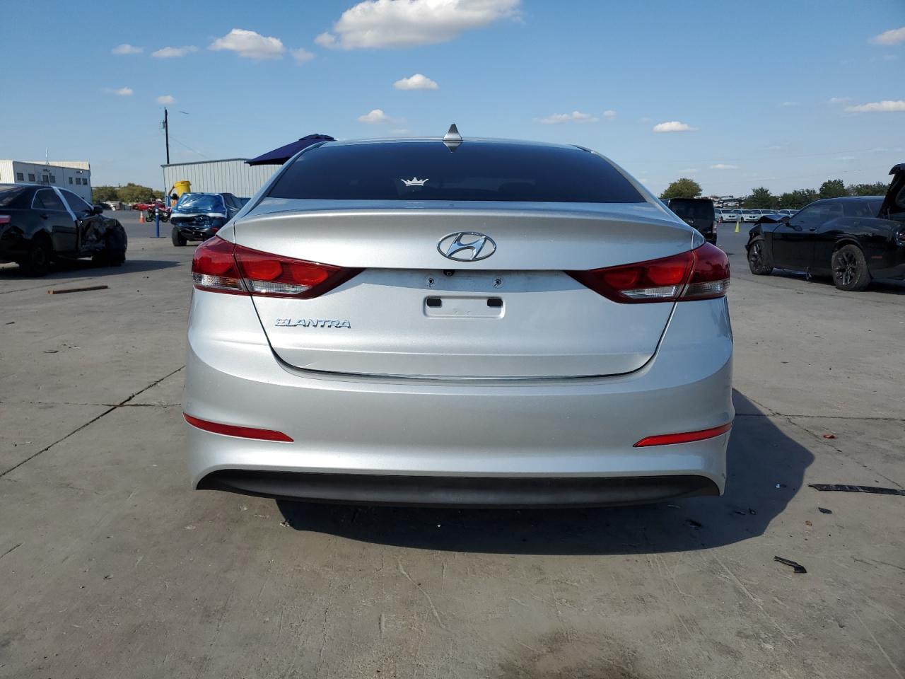 Lot #3009084271 2017 HYUNDAI ELANTRA SE