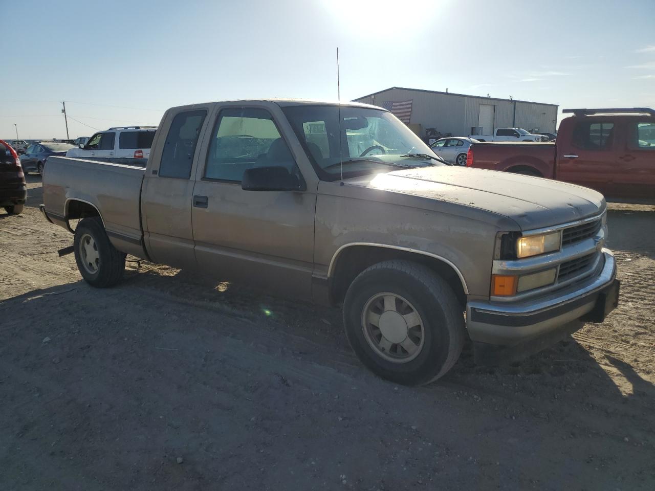 Lot #2986772282 1997 CHEVROLET GMT-400 C1