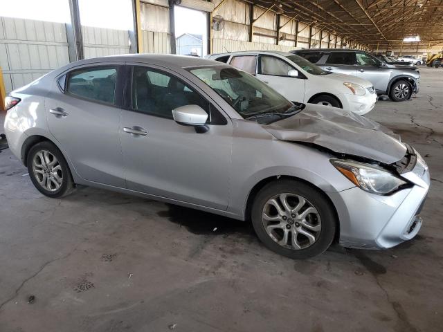 VIN 3MYDLBYVXHY186444 2017 Toyota Yaris no.4