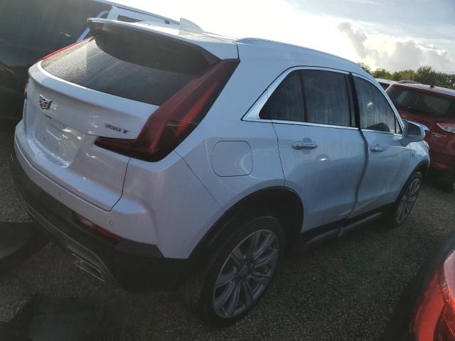 VIN 1GYFZCR48LF142289 2020 Cadillac XT4, Premium Lu... no.3