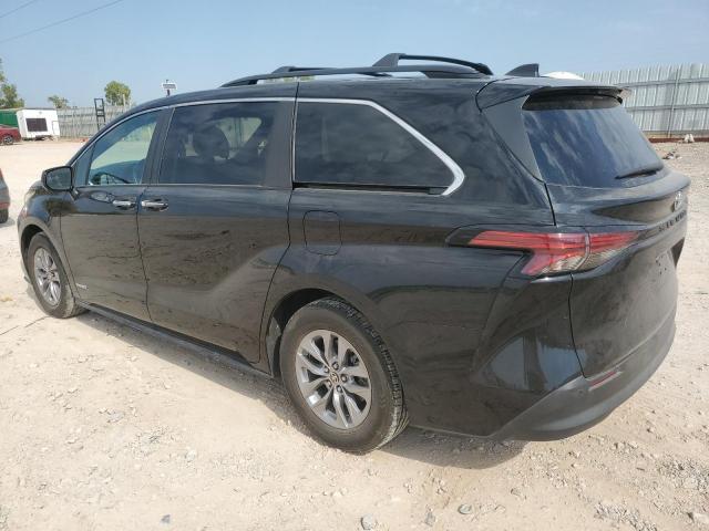 VIN 5TDYRKEC5MS015250 2021 Toyota Sienna, Xle no.2