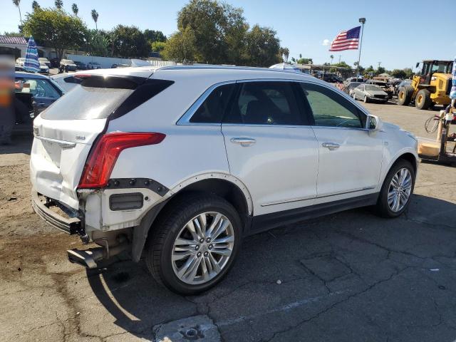 CADILLAC XT5 2017 white  gas 1GYKNARS5HZ193171 photo #4