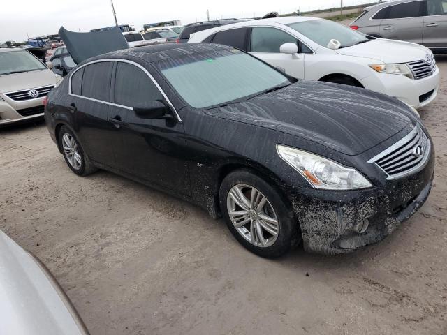 VIN JN1CV6AP8FM580485 2015 Infiniti Q40 no.4