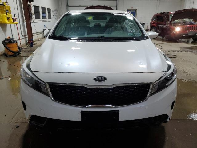 VIN 3KPFL4A76HE117041 2017 KIA Forte, LX no.5