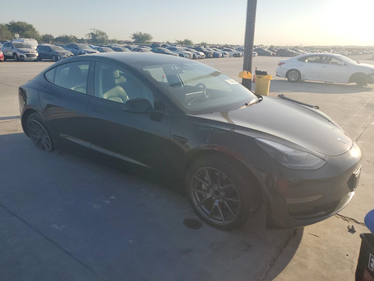 Lot #2943101399 2022 TESLA MODEL 3