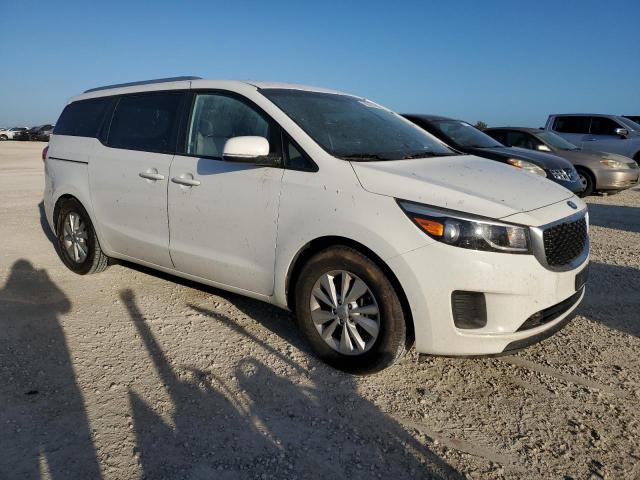 VIN KNDMB5C1XG6097826 2016 KIA Sedona, LX no.4