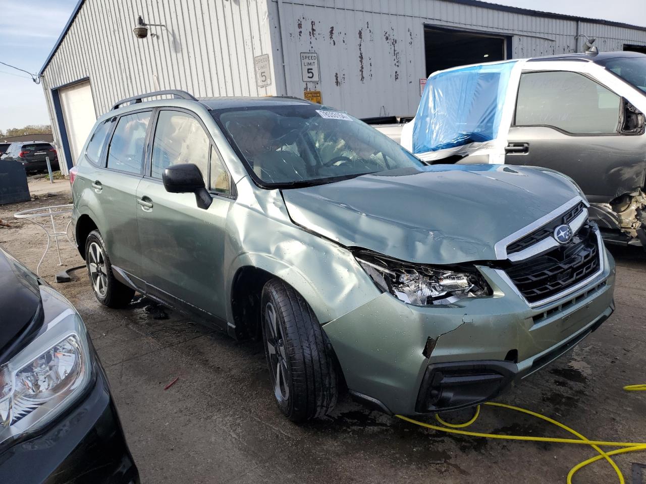 Lot #2945560191 2018 SUBARU FORESTER 2