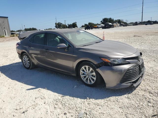 VIN 4T1B11HK6JU584329 2018 Toyota Camry, L no.4