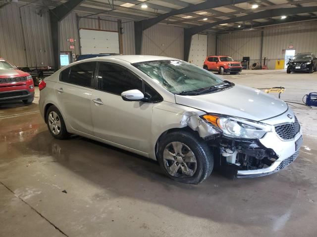 VIN KNAFX4A67G5555828 2016 KIA Forte, LX no.4