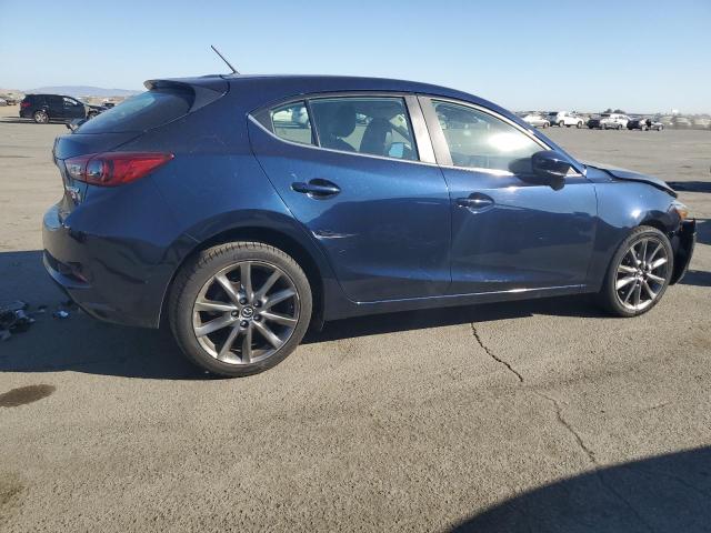 3MZBN1L31JM243706 Mazda 3 Touring 2018
