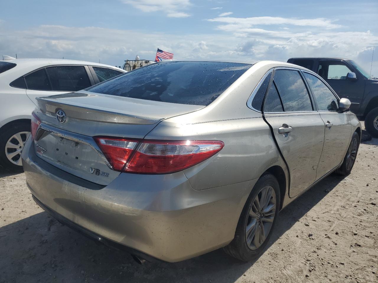 Lot #2981564834 2015 TOYOTA CAMRY LE