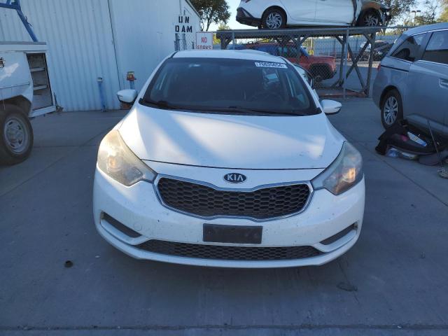 VIN KNAFX4A63G5503354 2016 KIA Forte, LX no.5