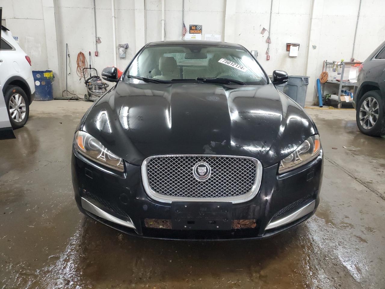 Lot #2919215803 2012 JAGUAR XF