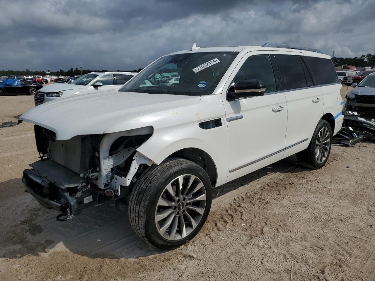 Lot #2945485162 2021 LINCOLN NAVIGATOR