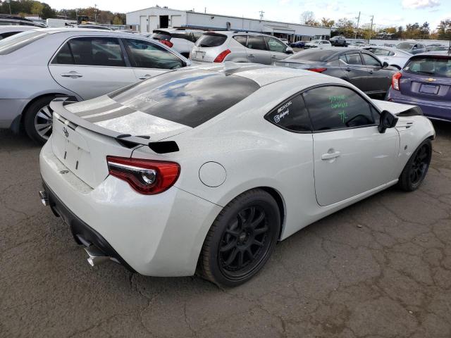 VIN JF1ZNAA10H9707313 2017 Toyota 86, Base no.3