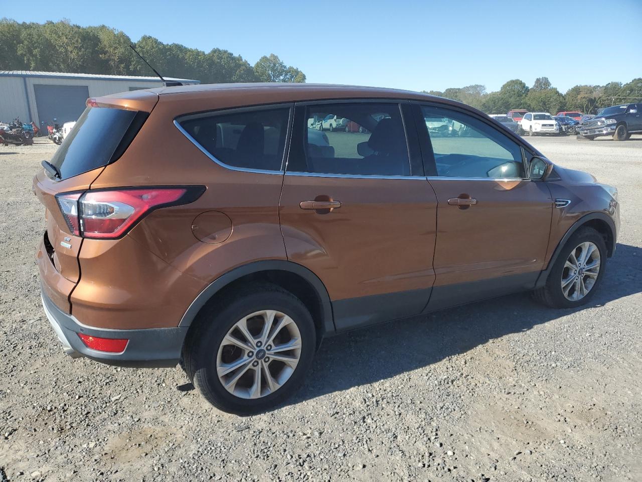 Lot #2945635139 2017 FORD ESCAPE SE