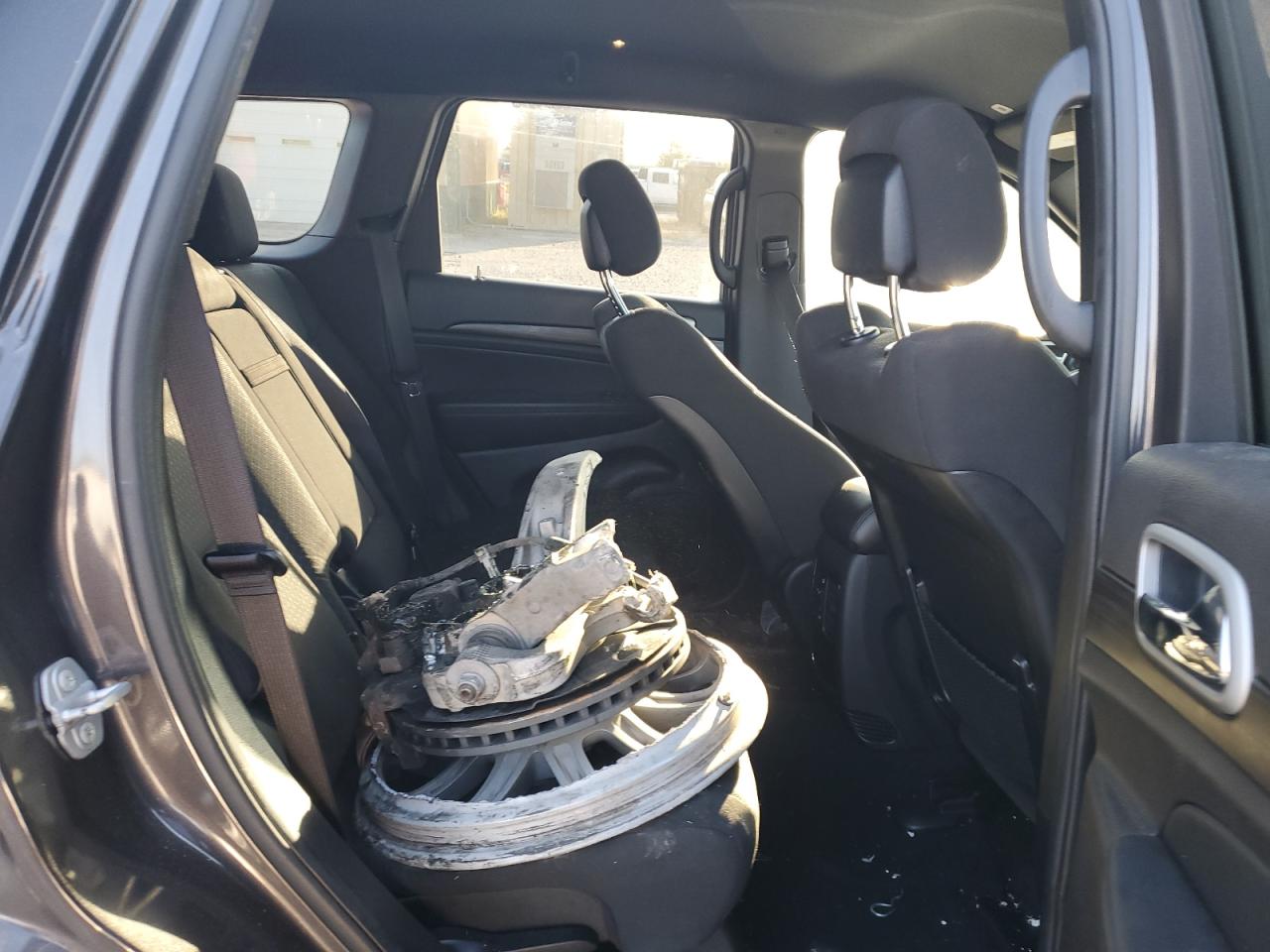 JEEP GRAND CHEROKEE LAREDO