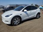 TESLA MODEL Y снимка