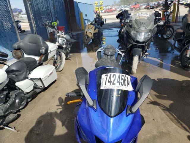 YAMAHA YZFR6 2020 blue  gas JYARJ28EXLA006902 photo #3