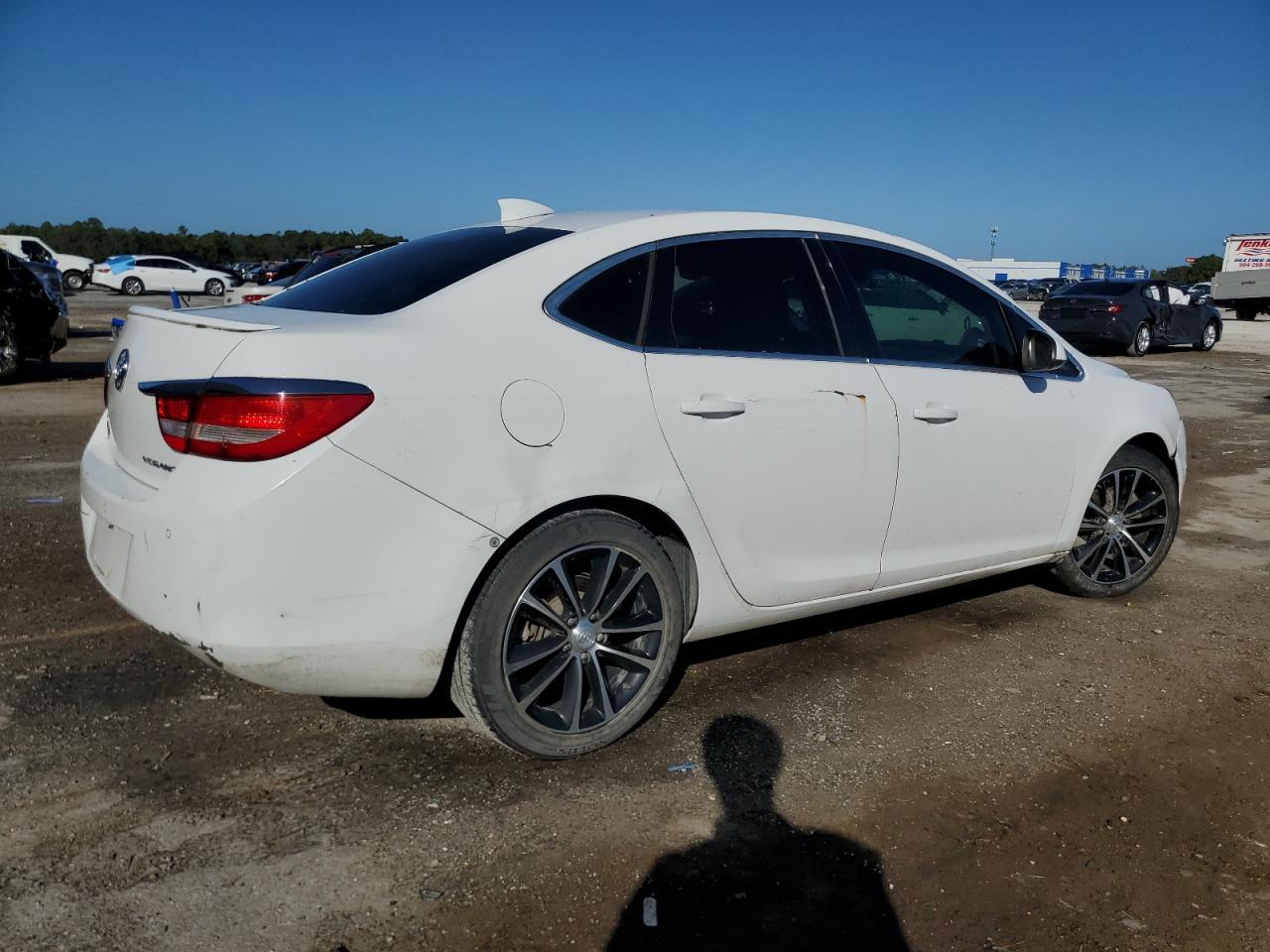 Lot #2960386761 2017 BUICK VERANO SPO