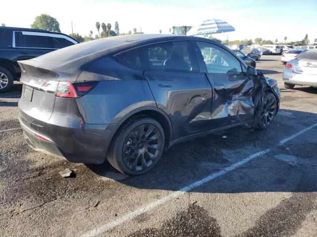 2024 TESLA MODEL Y 7SAYGDEE3RA236473